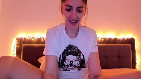 Snapshot of _just_a_simple_girl chatting on January 25, 1:25 pm _just_a_simple_girl online show from January 25, 1:25 pm