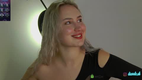 Kate online show from December 10, 4:06 pm