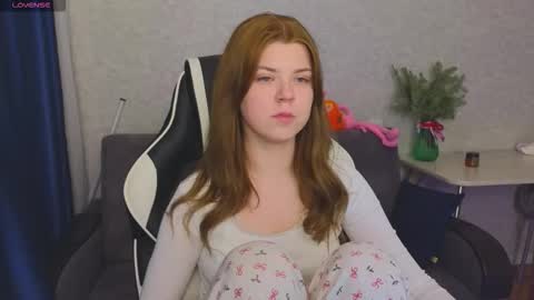 Molly   online show from December 19, 5:27 pm