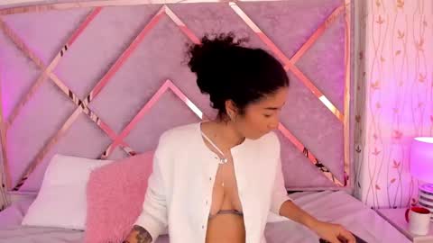 Lanna  online show from December 27, 11:17 am