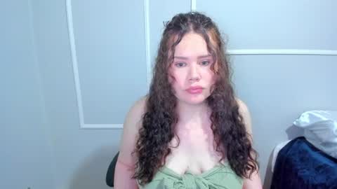 leana online show from June 26, 6:20 pm
