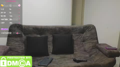 Snapshot of _leiablackley_ chatting on October 18, 11:50 pm Sharon and Ed online show from October 18, 11:50 pm