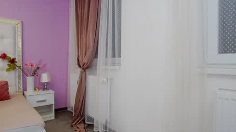 Snapshot of _lenapaul_ chatting on January 3, 6:03 pm Lena Paul online show from January 3, 6:03 pm