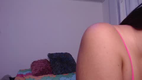 Snapshot of _leslie chatting on December 13, 11:28 pm Leslie online show from December 13, 11:28 pm