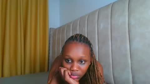 Littlevenus online show from September 20, 2:48 pm