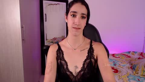  Luna  online show from August 8, 2:14 pm