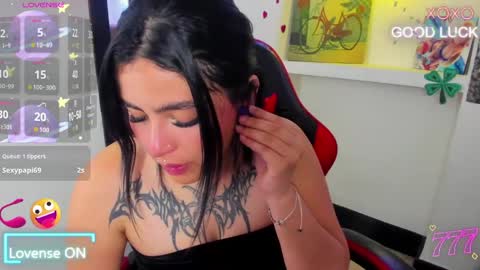 luna torres online show from May 28, 5:00 pm