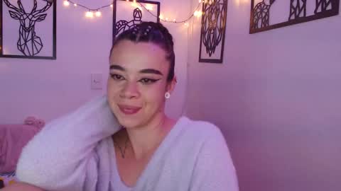 Snapshot of _marcela_wi chatting on February 8, 1:00 am Marce online show from February 8, 1:00 am