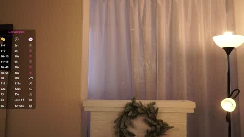  Gwen  online show from April 1, 1:41 pm