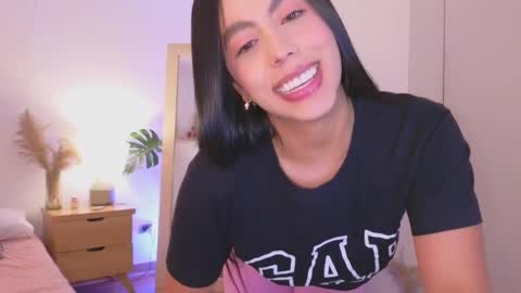 Snapshot of _megaan__ chatting on February 3, 8:24 pm Megan online show from February 3, 8:24 pm