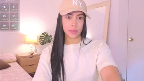 Snapshot of _megaan__ chatting on December 11, 7:25 pm Megan online show from December 11, 7:25 pm