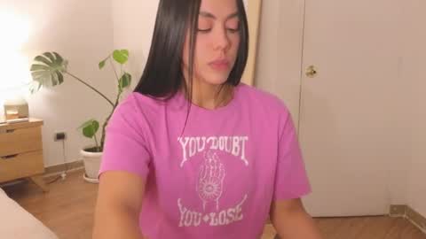 Snapshot of _megaan__ chatting on March 11, 10:31 pm Megan online show from March 11, 10:31 pm