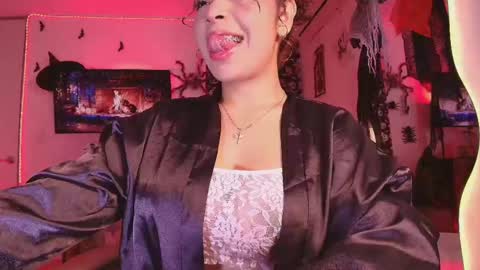 Marce  online show from October 21, 12:20 pm