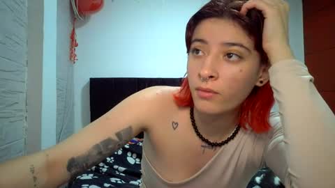 Mia-foster online show from June 14, 2:57 am