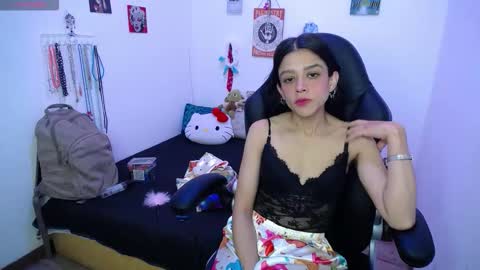 _miacavalli online show from October 17, 7:06 pm