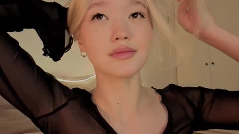 Kim online show from January 11, 6:40 am