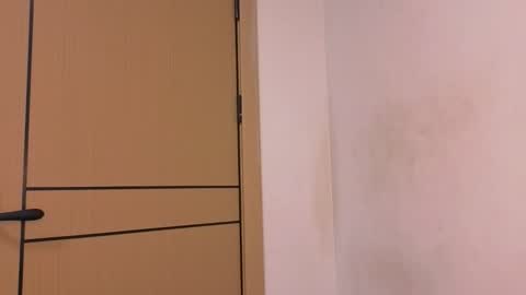 Mimi online show from April 18, 2:25 am