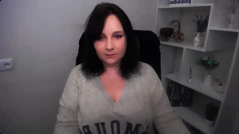 Miranda online show from February 10, 9:45 am