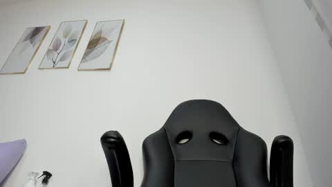 _molly_rosse_ online show from May 25, 11:53 am