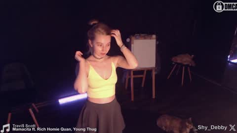 Debby  online show from February 21, 7:54 pm