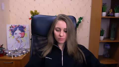 Nica online show from December 30, 2:40 pm