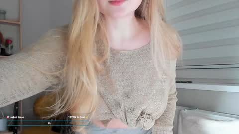 Snapshot of _o0o__ chatting on January 19, 9:34 pm  Adalin  online show from January 19, 9:34 pm