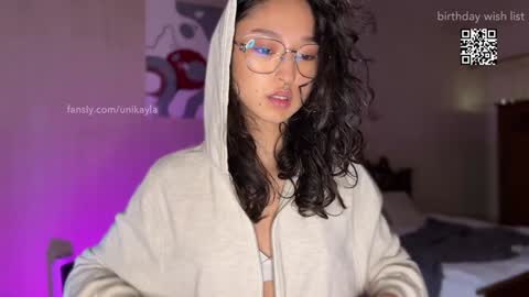 Mikayla online show from January 23, 12:19 pm