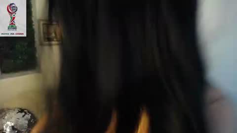 Laura online show from June 26, 6:09 pm