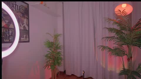 Eva online show from June 20, 10:57 pm