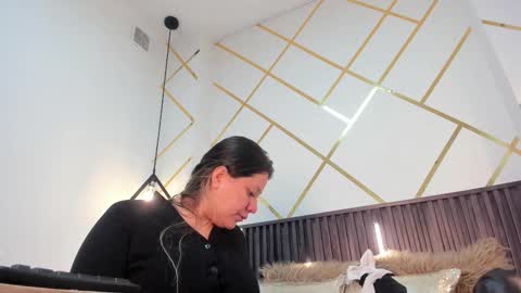 rebecca online show from January 7, 2:42 pm