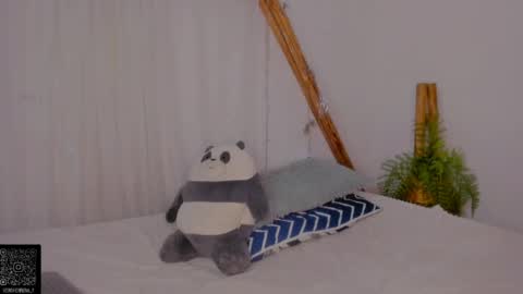 Moon online show from April 13, 8:20 pm