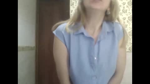  SexyXSveta  online show from November 3, 5:55 am