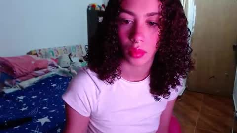 _shanellxxx online show from April 30, 11:08 pm