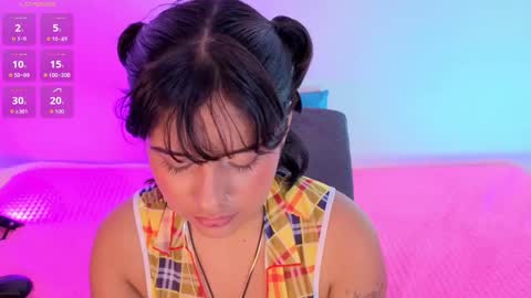 Snapshot of _sowy_venus_ chatting on September 17, 9:46 pm V E N U S online show from September 17, 9:46 pm