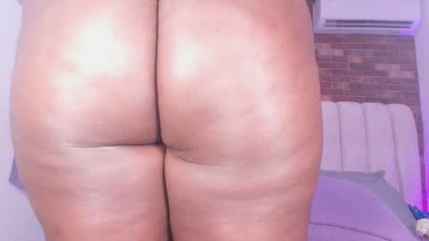 susy online show from April 9, 3:09 am