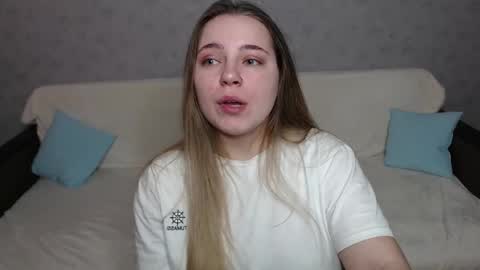 Lana online show from December 14, 9:18 am