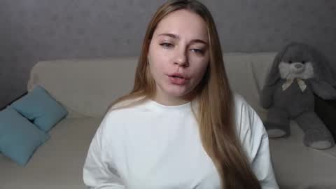 Lana online show from October 10, 9:03 am