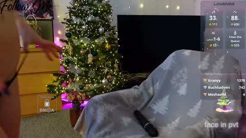 Snapshot of _sweetcams_ chatting on January 29, 5:40 am Dasha  online show from January 29, 5:40 am