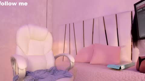 Rousse  online show from February 22, 7:10 pm