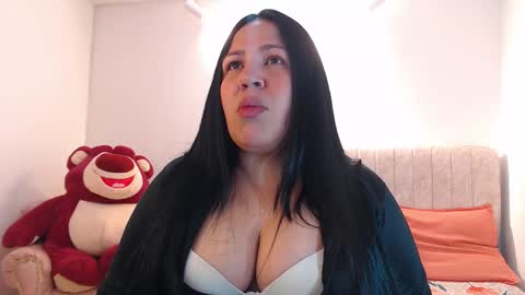 valeria online show from December 15, 1:11 am