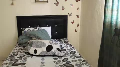 _victoriia_971 online show from October 24, 12:12 pm