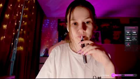 Snapshot of _witch__ chatting on December 25, 8:07 am Enni online show from December 25, 8:07 am