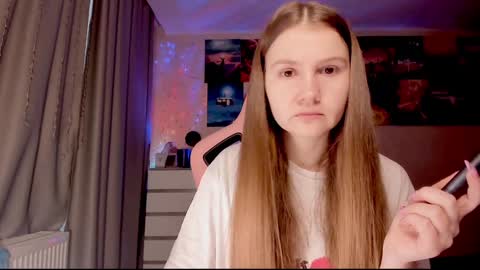 Snapshot of _witch__ chatting on December 28, 8:26 am Enni online show from December 28, 8:26 am