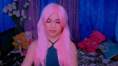 _xxlilly online show from April 15, 10:49 am