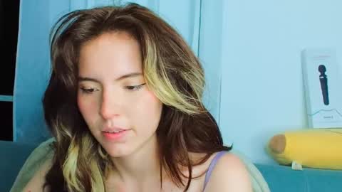 _yourcherrybomb online show from January 29, 3:12 am