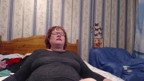 NINA online show from April 3, 7:45 pm