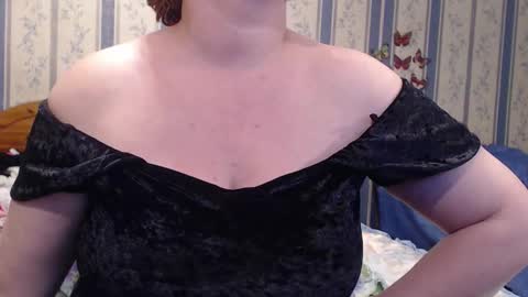 NINA online show from October 20, 6:44 pm