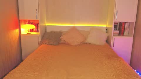 Lea online show from March 25, 6:55 pm