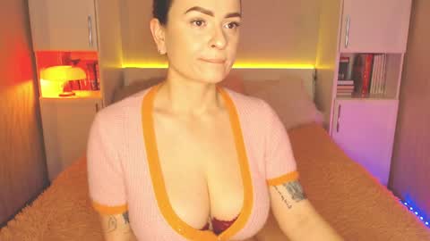 Lea online show from March 11, 6:54 pm