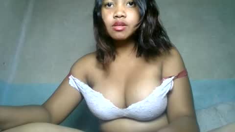 aariciah online show from March 5, 8:10 am